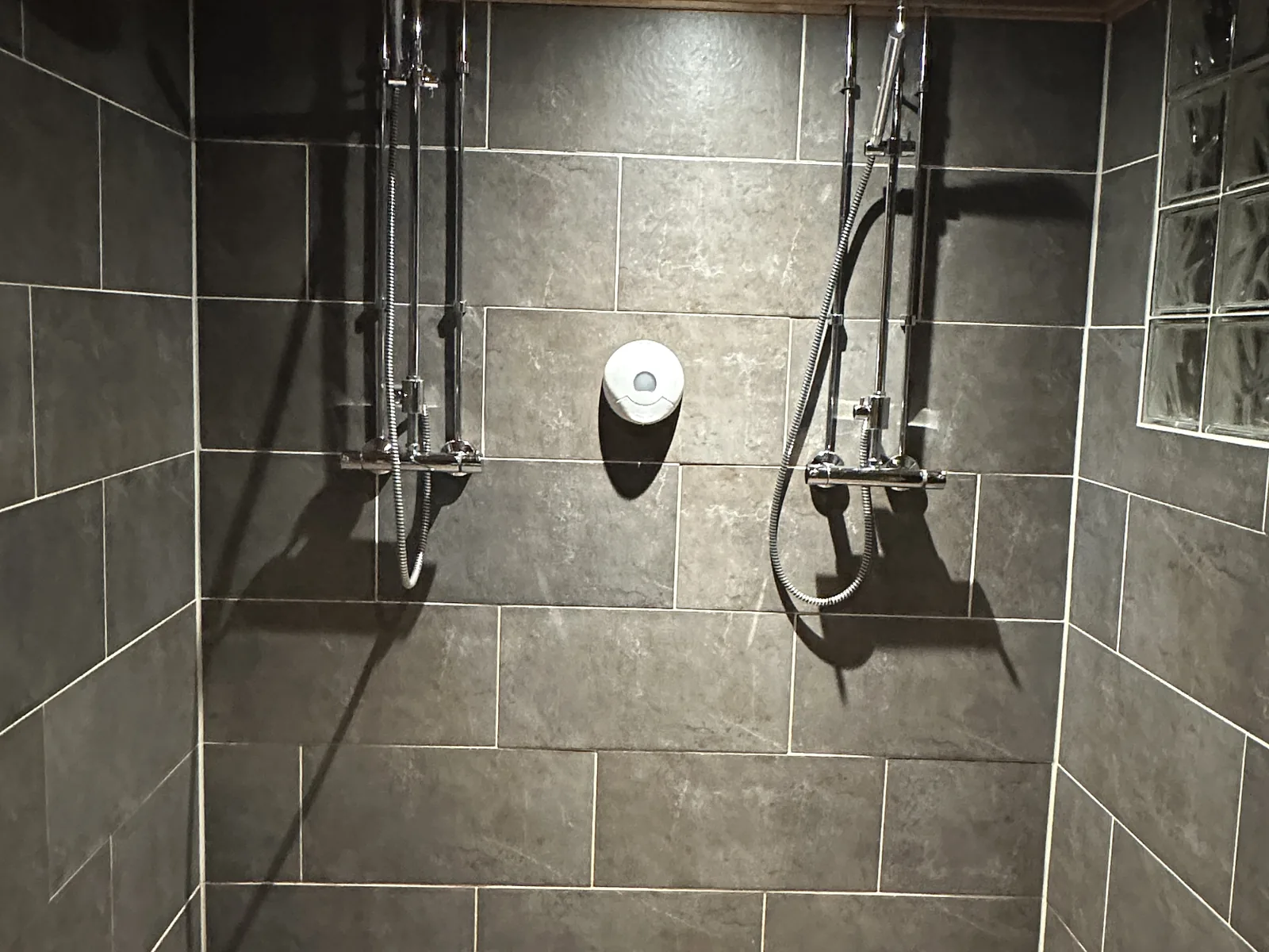 Pesuhuone ja wc